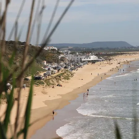 Con Aire Acondicionado * コニル・デ・ラ・フロンテラ