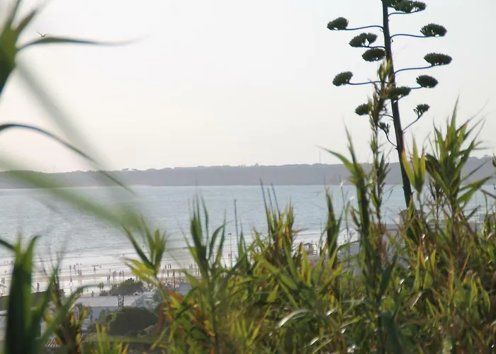 Con Aire Acondicionado * コニル・デ・ラ・フロンテラ